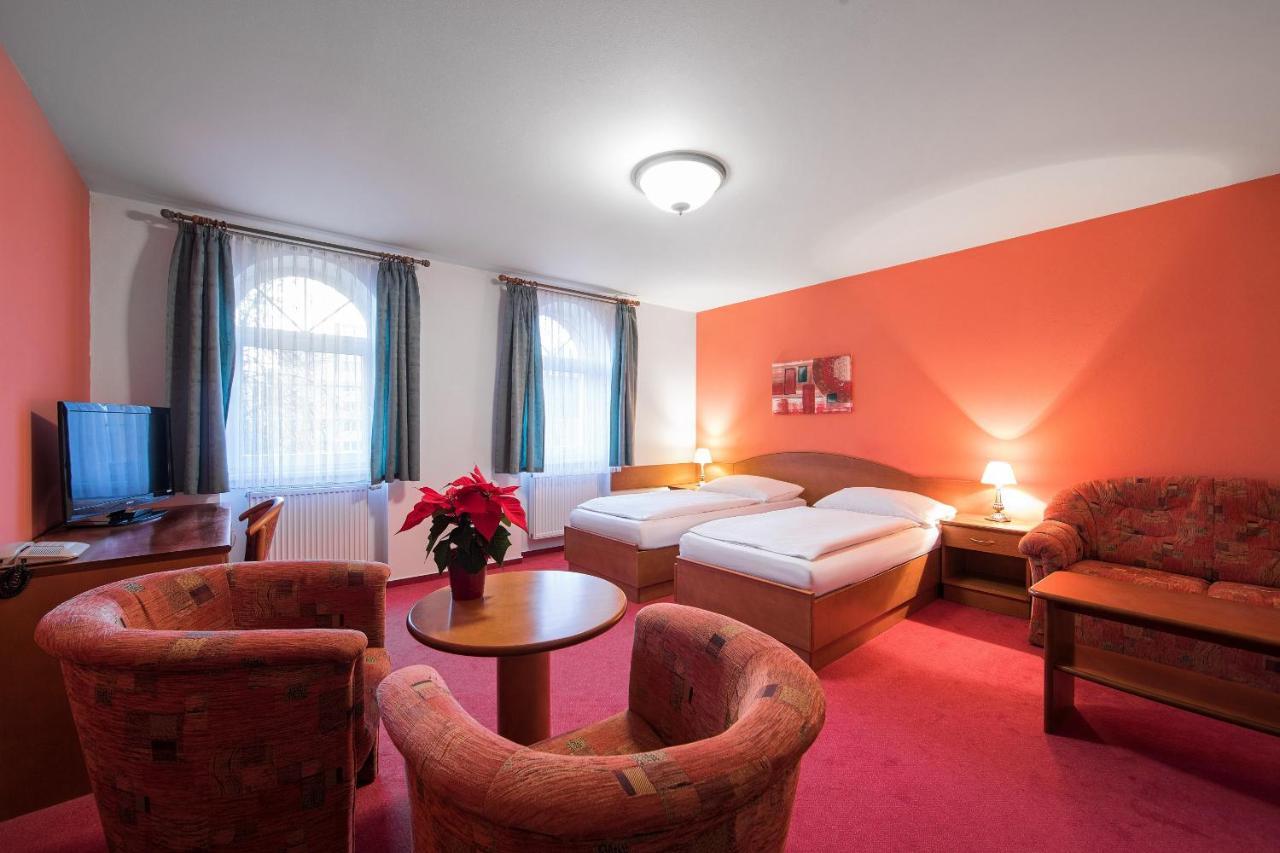 Attic Hotel Prag Exterior foto